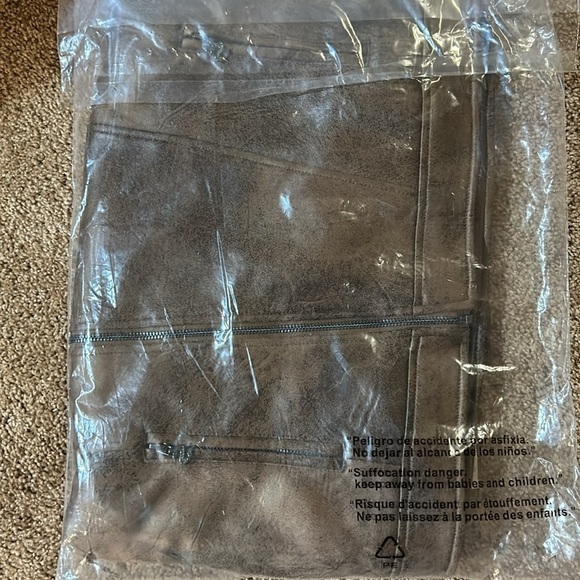 Desigual Blush and Brown Dante Motto Jacket. Multiple sizes - Picture 8 of 10